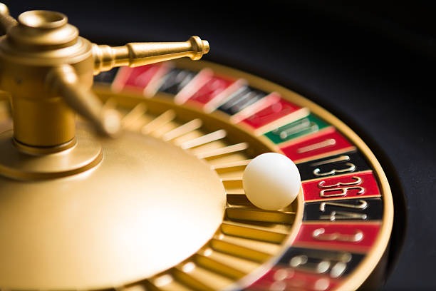 matrixslot Android App live blackjack table showing croupier, betting positions, and odds
